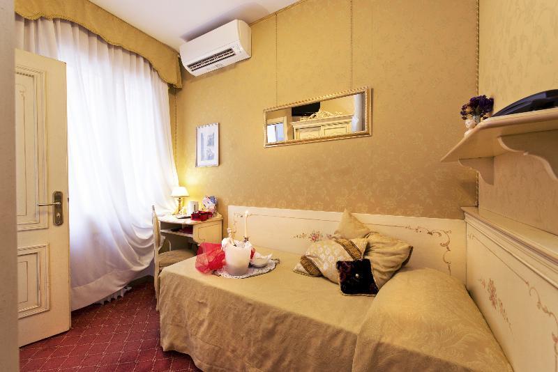 فندق Mignon البندقية المظهر الخارجي الصورة
